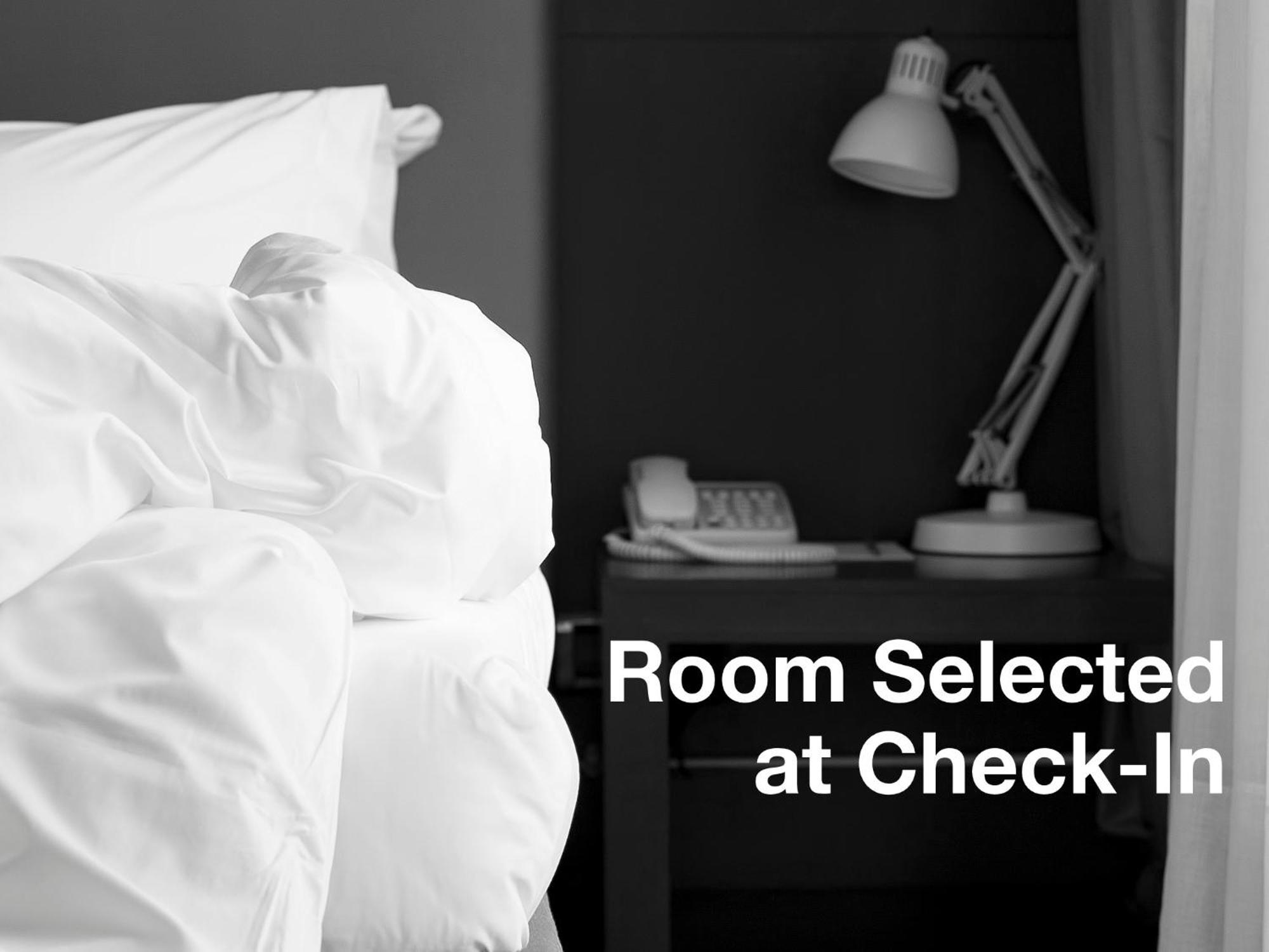 Fashion - Free Parking Hotel